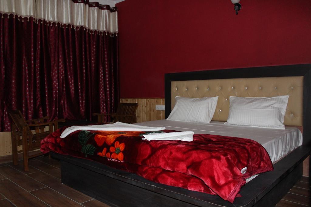 Mamta Guest House Маналі Екстер'єр фото