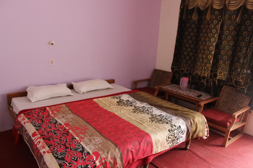 Mamta Guest House Маналі Екстер'єр фото
